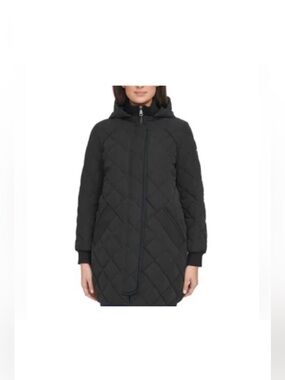 DKNY Women's Black Quilted Hooded Coat - Lightweight Warmth